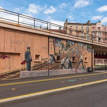 Nid Douillet - Bel Appartement Avec Garage Гренобль Экстерьер фото